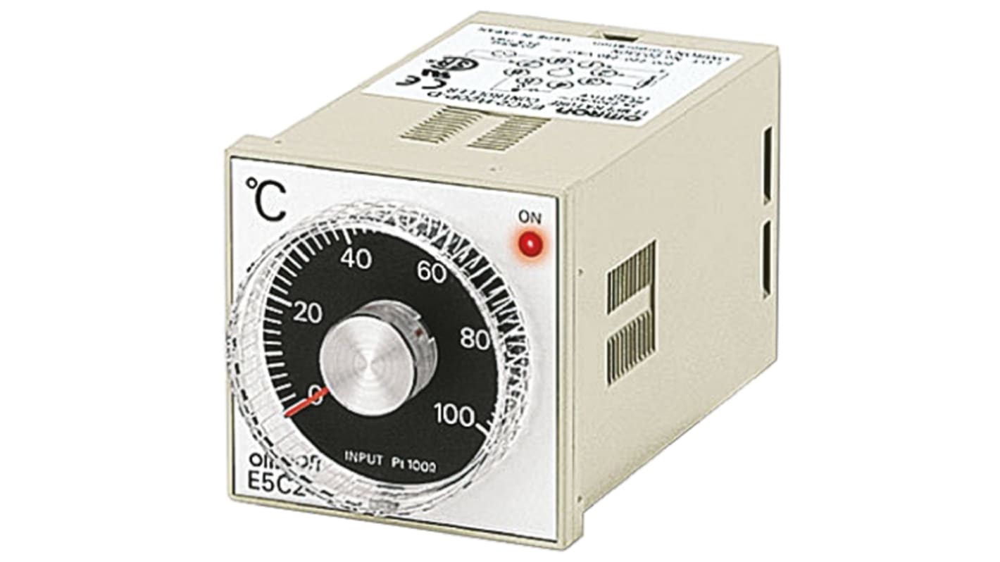 Regolatore di temperatura On/Off Omron E5C2-R40K, 48x48 mm, alimentazione 100-240 V, montaggio a pannello, grado di protezione IP66.