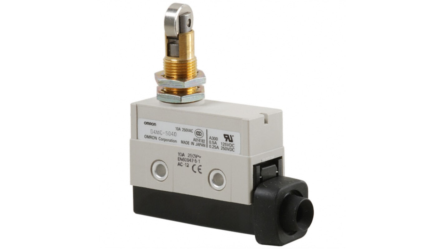 Interruttore di fine corsa Omron D4MC-5040, stantuffo NO/NC, IP67, montaggio laterale, dimensioni 70x47x21.7 mm.
