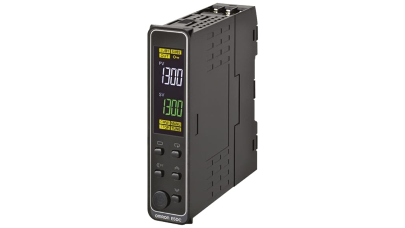 Termoregolatore PID Omron E5DC-QX2DSM-000, 24 V, 22,5 mm, 2 uscite SSR, montaggio su guida DIN, gamma -200/+2300 °C.