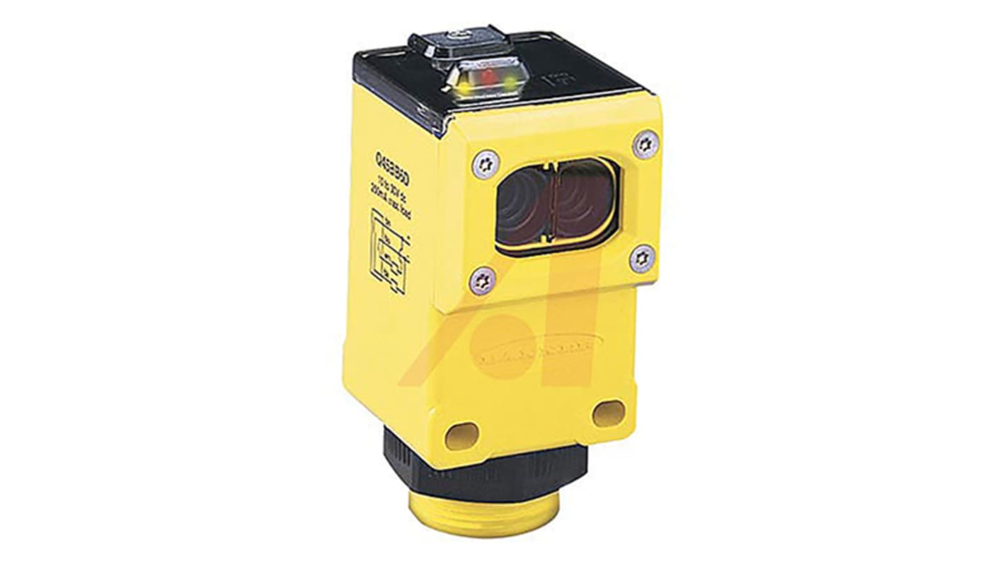 Sensore fotoelettrico rettangolare Banner Q456E, rilevamento fino a 60 m, uscita NPN/PNP, grado di protezione IP67.