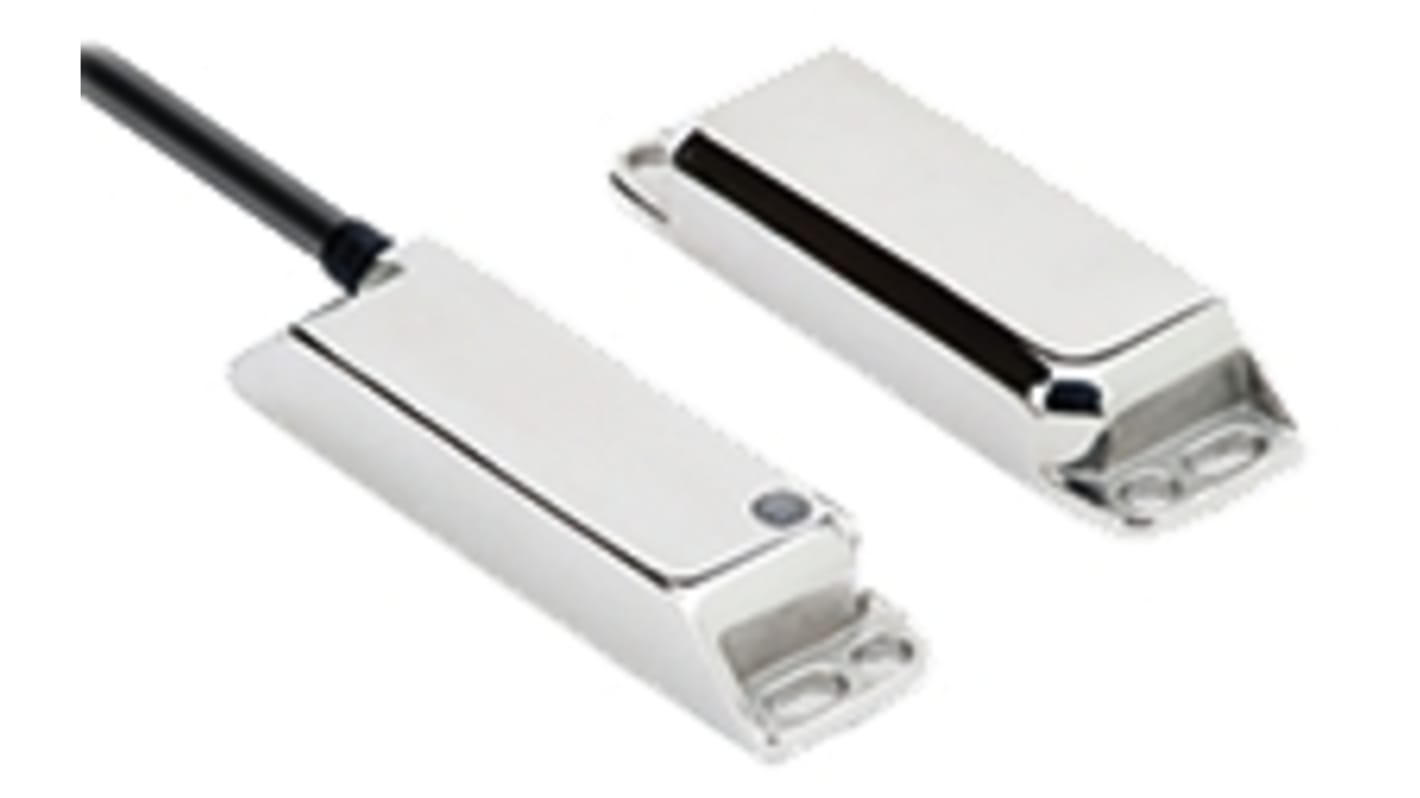 Interruttore di sicurezza senza contatto Omron F3S-TGR-NLMR-21-10, 24V cc, custodia in acciaio inox, grado di protezione IP67, dimensioni 88x25x14 mm.