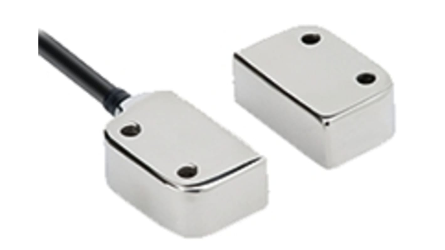 Interruttore di sicurezza senza contatto Omron F3S-TGR-NMHR-21-M1J8, custodia in acciaio inox, grado di protezione IP67, dimensioni 15 mm x 37 mm.