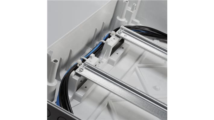 ABB 151223, unità per utenze civili IP65, 12 vie, custodia in plastica, dimensioni 320 x 155 x 435 mm.