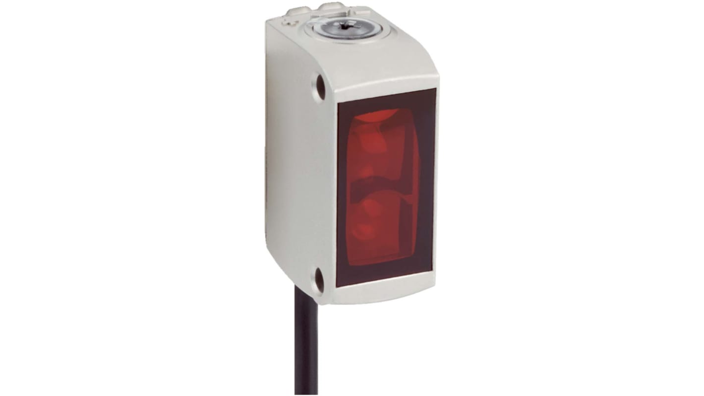 Sensore fotoelettrico rettangolare Sick GL6-F2411V, a retroriflessione, IP67, 6 m di rilevamento, custodia in acciaio INOX.