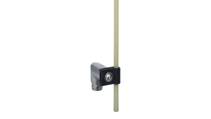 Pistone Superiore Schmersal 103015128, struttura in zinco, contatti in argento, IP66/IP67, 1 contatto NO e 2 NC.