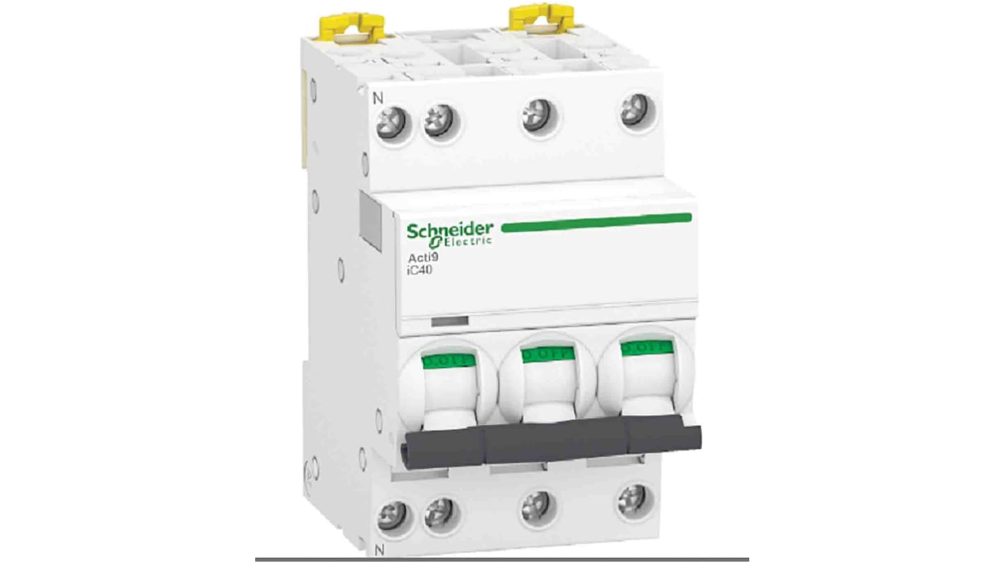 Interruttore magnetotermico Schneider Electric A9P52732 3P 32A, Tipo C, con capacità di interruzione di 6kA. Protezione da sovraccarichi e cortocircuiti.