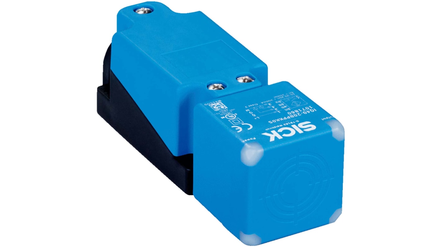 Sensore di prossimità Sick IQ40-40NPPKK0S, induttivo, PNP, rilevamento 40 mm, IP 68/69K, montaggio push-lock, dimensioni 118x40x40 mm.