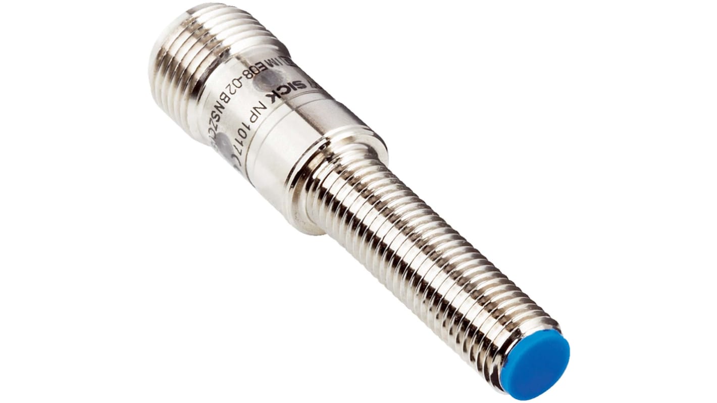 Sensore di prossimità cilindrico Sick IME08-02BPOZC0S, PNP normalmente chiuso, M8, rilevamento 2 mm, IP67, montaggio a filo.