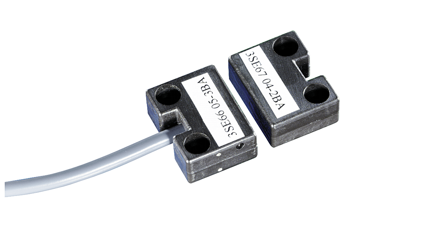 Interruttore di sicurezza senza contatto Siemens 3SE6605-3BA10, 24V cc, grado di protezione IP67, dimensioni 37 mm x 15 mm.