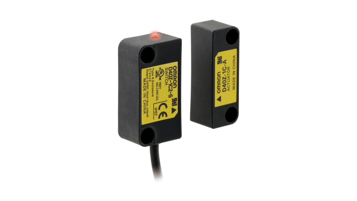 Interruttore di sicurezza senza contatto Omron D40Z-1C5, 24V cc, IP67, attuatore magnetico, dimensioni 15x37mm, cavo 5m.