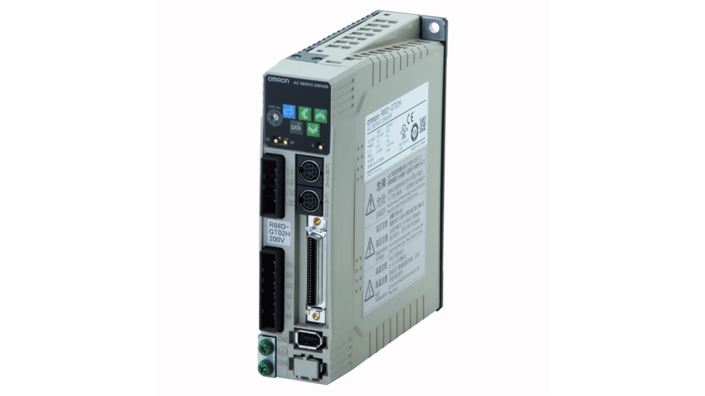 Servocomando Omron R88D-GT15H, 1 fase, 1,5 kW, 200 V, 9,8 A, per posizionamento preciso e rapido.