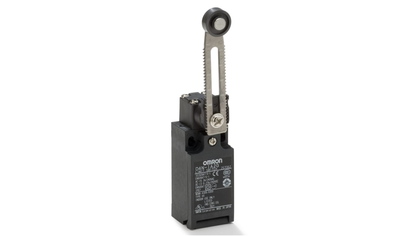 Interruttore di fine corsa Omron D4N-912G con leva regolabile, protezione IP67, 10A a 240V, custodia in metallo.