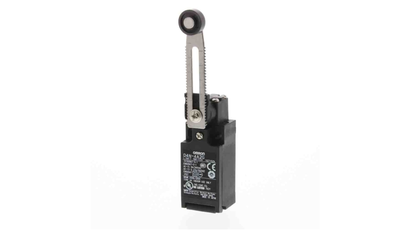 Interruttore di fine corsa Omron D4N4B2G con leva regolabile, 2NC, IP67, 10A, 240V, custodia metallica.