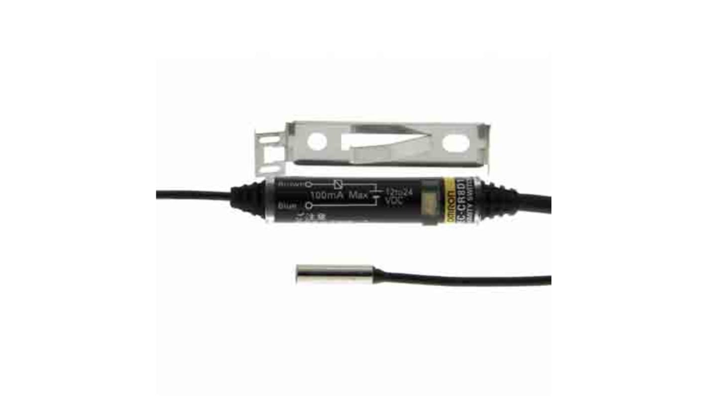 Sensore di prossimità cilindrico Omron E2EC-CR8D1, uscita NO, rilevamento 0,8 mm, alimentazione 12-24 V c.c., grado di protezione IP67.