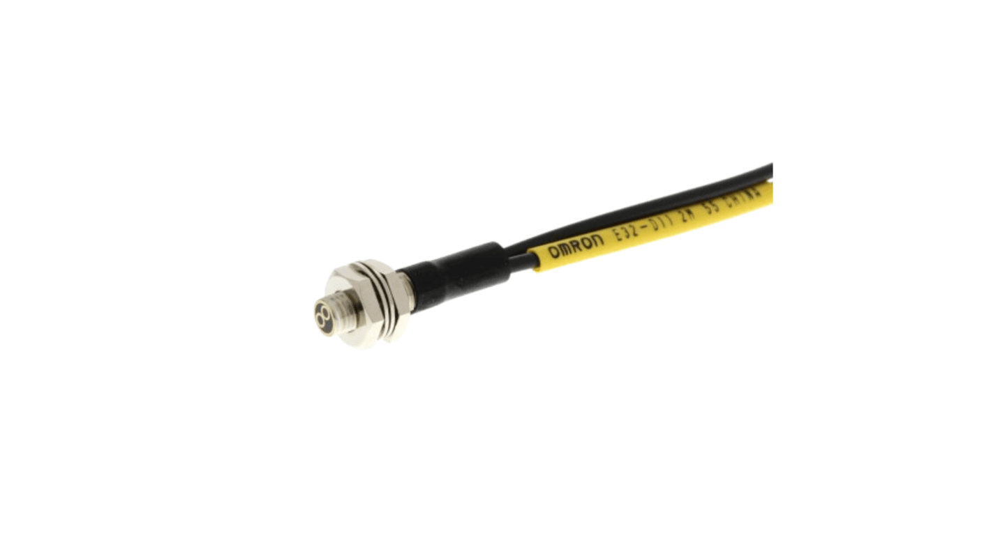 Sensore a fibra ottica Omron E32-D11 2M, IP67, cavo 2 m, rilevamento 520 mm, progettato per applicazioni su parti in movimento.