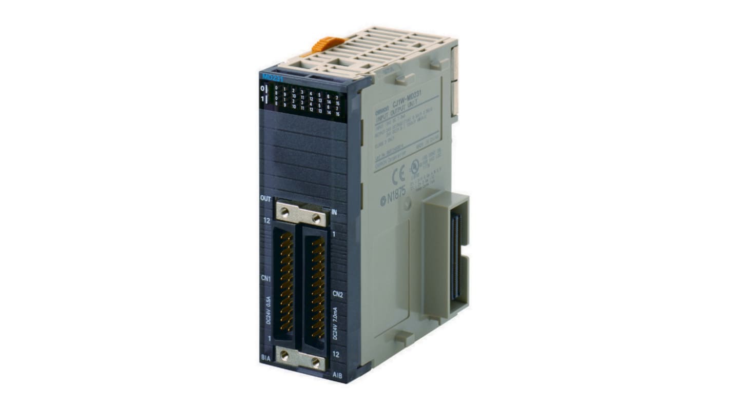 Modulo I/O Omron CJ1W-MD231, 16 ingressi 24 V c.c. e 16 uscite a transistor per controllo macchina.