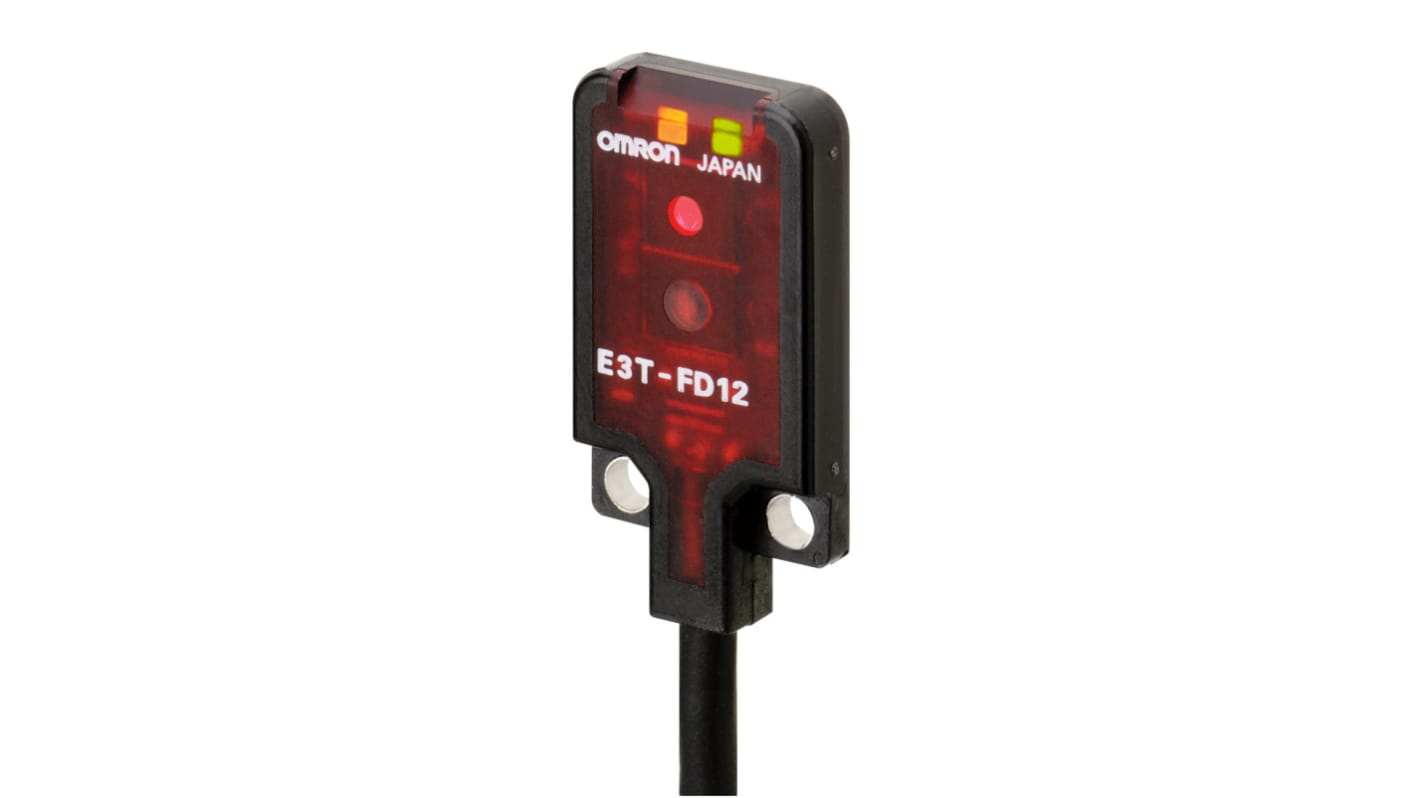 Omron E3T-FD13-M5J 0.3M, sensore fotoelettrico retroriflettente con uscita PNP, grado di protezione IP67, montaggio semplificato.
