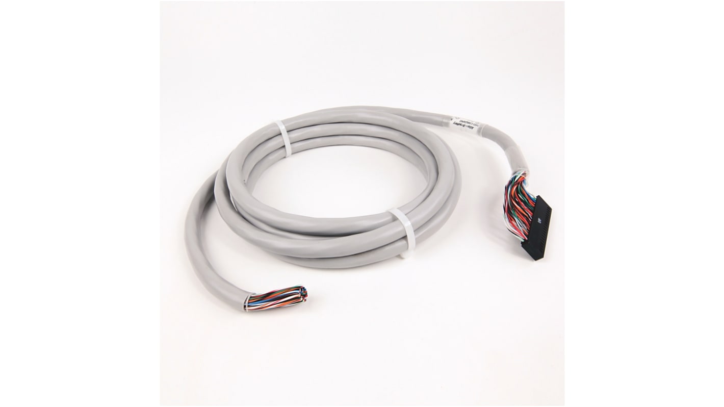 Cavo PLC Rockwell Automation 1492-CAB025B94, compatibile con sistemi BOLLETTINO 1492, montaggio su guida DIN standard.