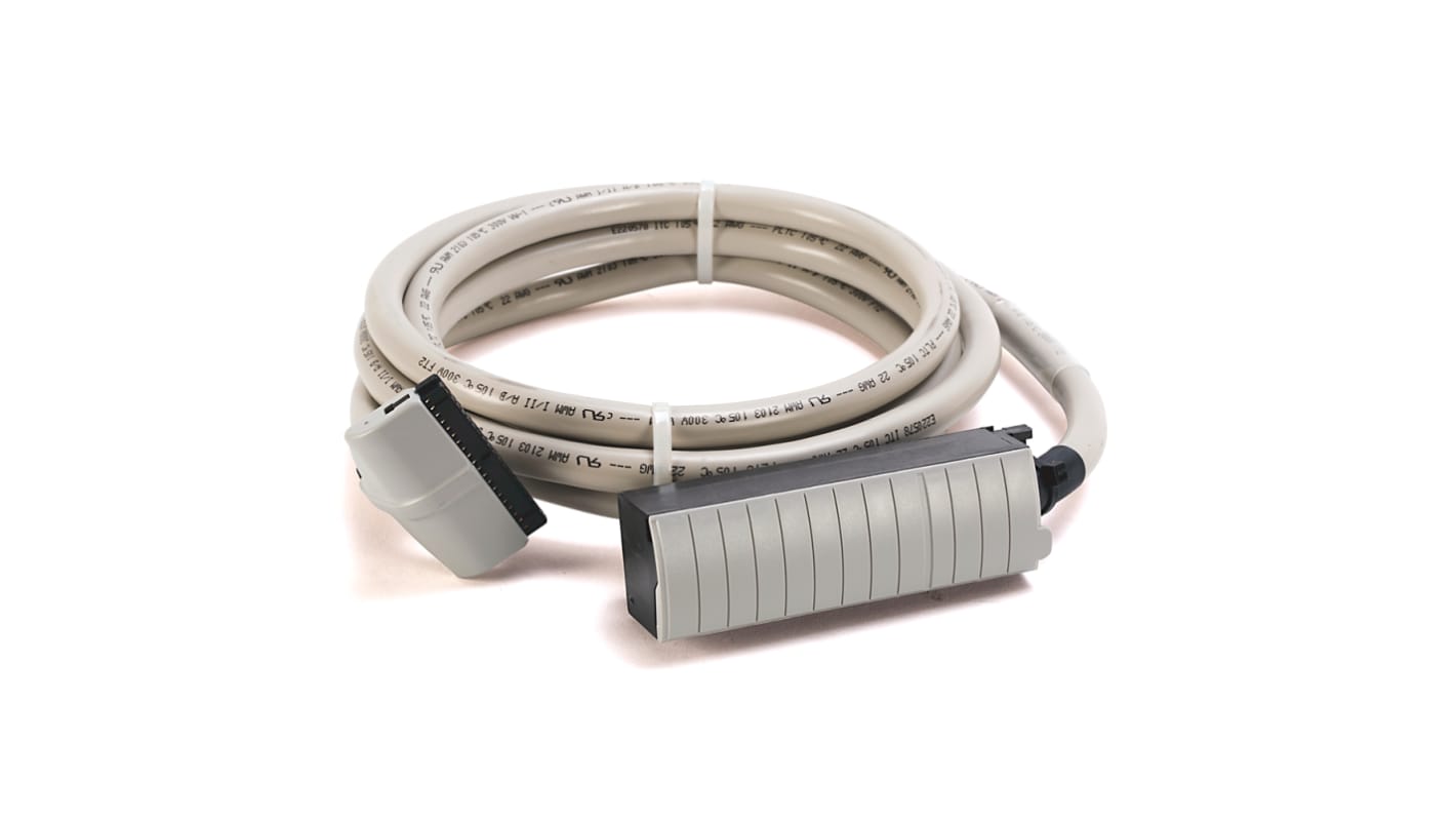 Cavo connettore Rockwell Automation 1492-CABLE025Z26, lunghezza 2,5 metri, compatibile con SLC 500 e ControlLogix.