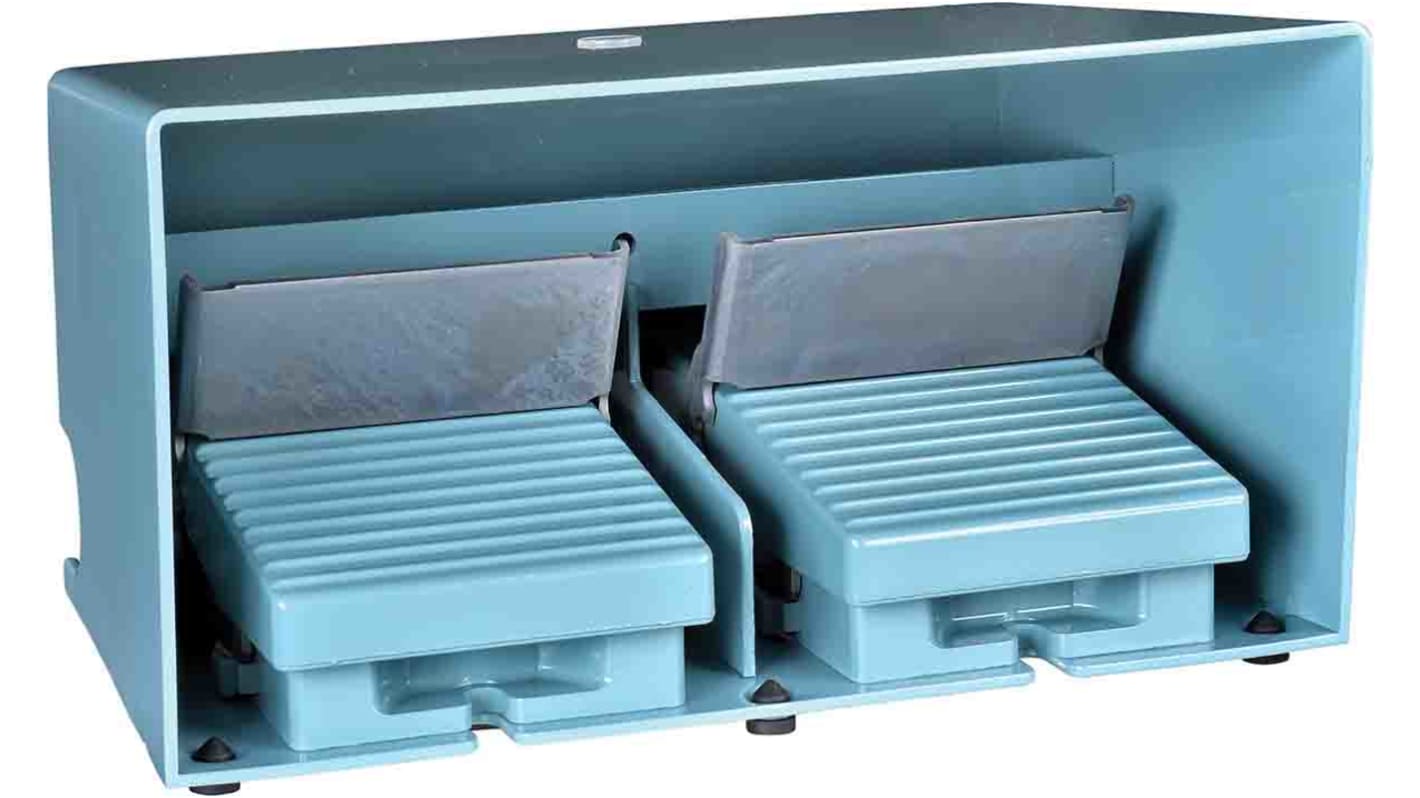 Interruttore a pedale instabile On-Off Schneider Electric XPEM5100D, IP66, 2NC+2NO, contenitore metallico, tensione AC 240V.