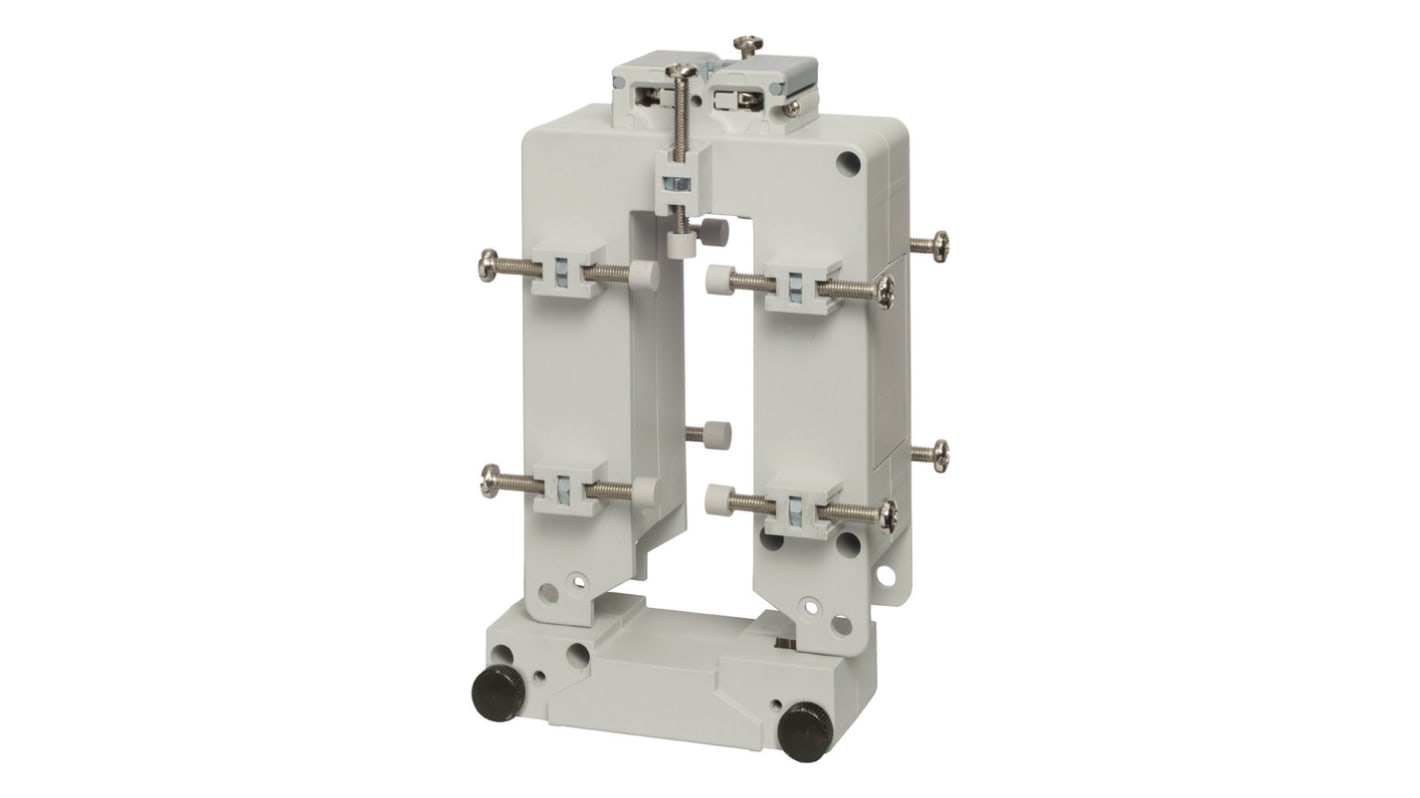 Trasformatore di corrente Carlo Gavazzi CTD8S2005AXXX, rapporto 200:5, foro 30x80mm, montaggio su barra bus. Altezza 151mm, larghezza 87mm.