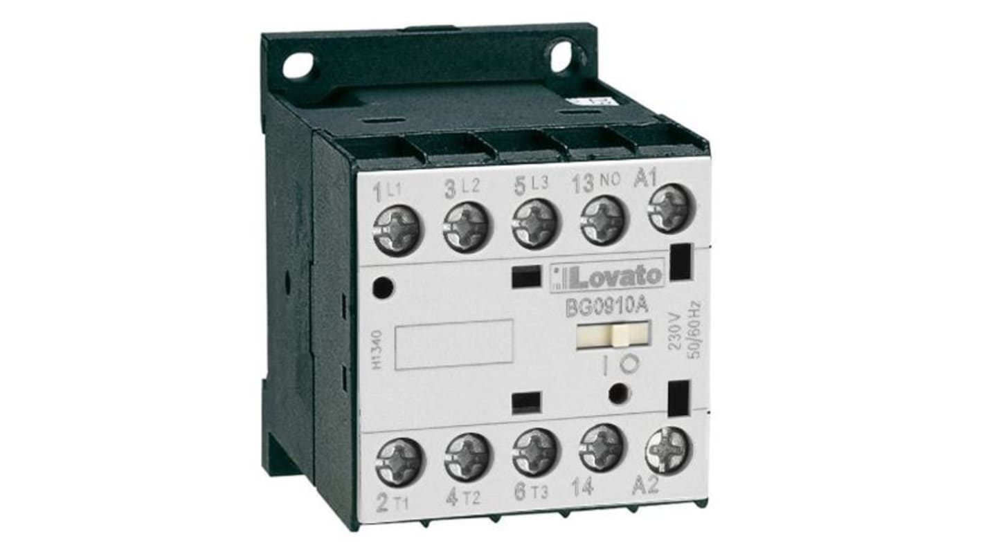 Contattore Lovato 11BG0901A110, 3 poli, 1NC, 9 A, bobina 110 V c.a., montaggio su circuito stampato.