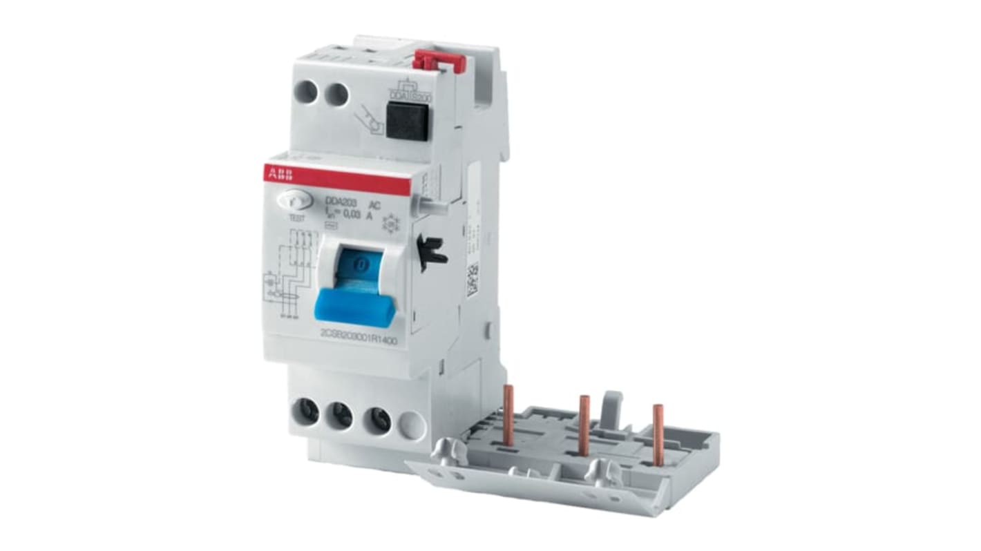 Interruttore differenziale RCD ABB, 3 poli, 40 A, sensibilità 300 mA, montaggio su guida DIN, tensione 400 V.