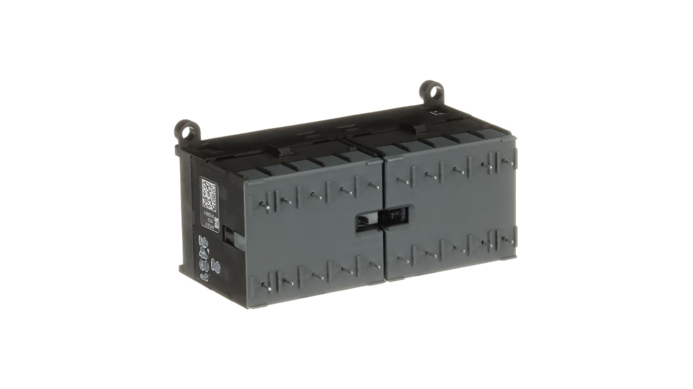 Contattore reversibile ABB GJL1311909R0011, 3 poli 3NO, 12 A, bobina 24 V, montaggio su guida, grado di protezione IP20.
