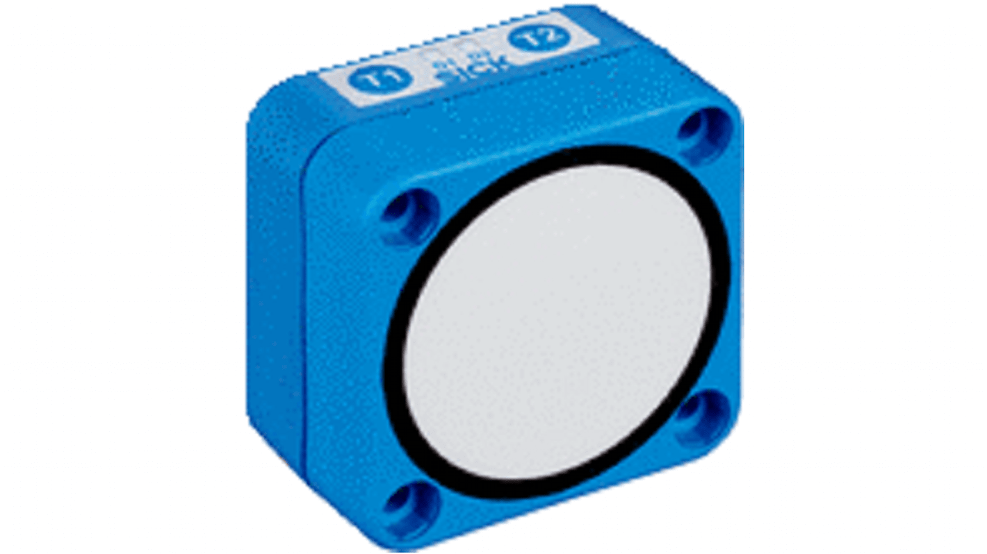 Sensore di prossimità a ultrasuoni Sick UC30-21516B, rettangolare, gamma 600-6000 mm, con connettore M12, dimensioni 62.2 x 62.2 x 36.7 mm.