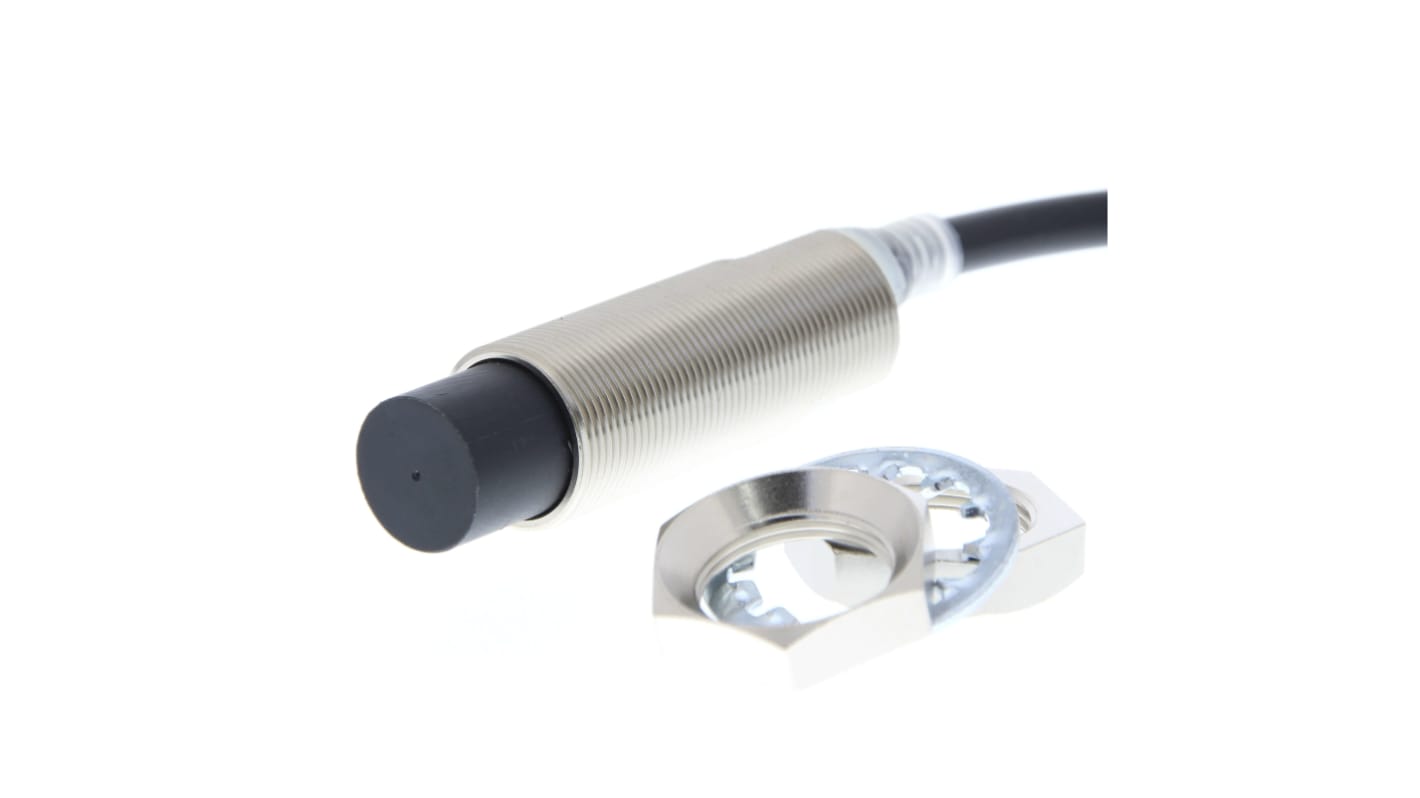 Sensore di prossimità cilindrico Omron E2E-X20MD1L18 2M, M18 x 1, rilevamento 7 mm, uscita NPN/PNP, grado di protezione IP67G.
