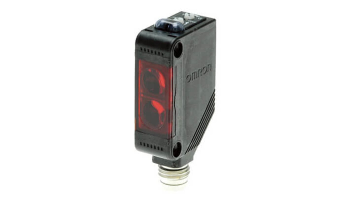 Sensore fotoelettrico rettangolare Omron E3Z-L86, rilevamento 90 mm, uscita PNP, connettore M8 a 4 pin, LED rosso per visibilità.