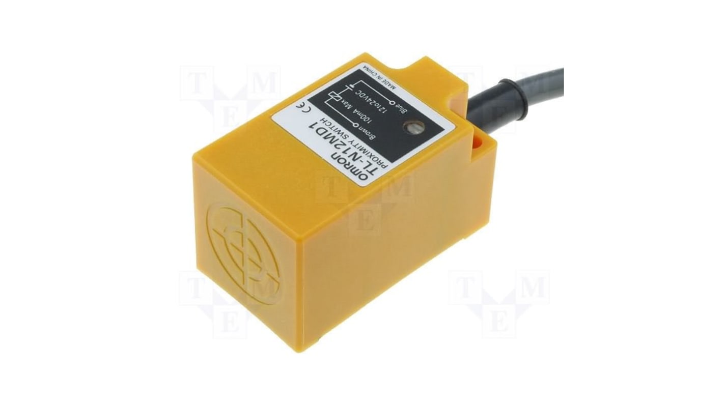 Sensore di prossimità rettangolare Omron TL-N12MD1 2M, tecnologia NPN/PNP, rilevamento 12 mm, alimentazione 12-24 V CC, IP67.