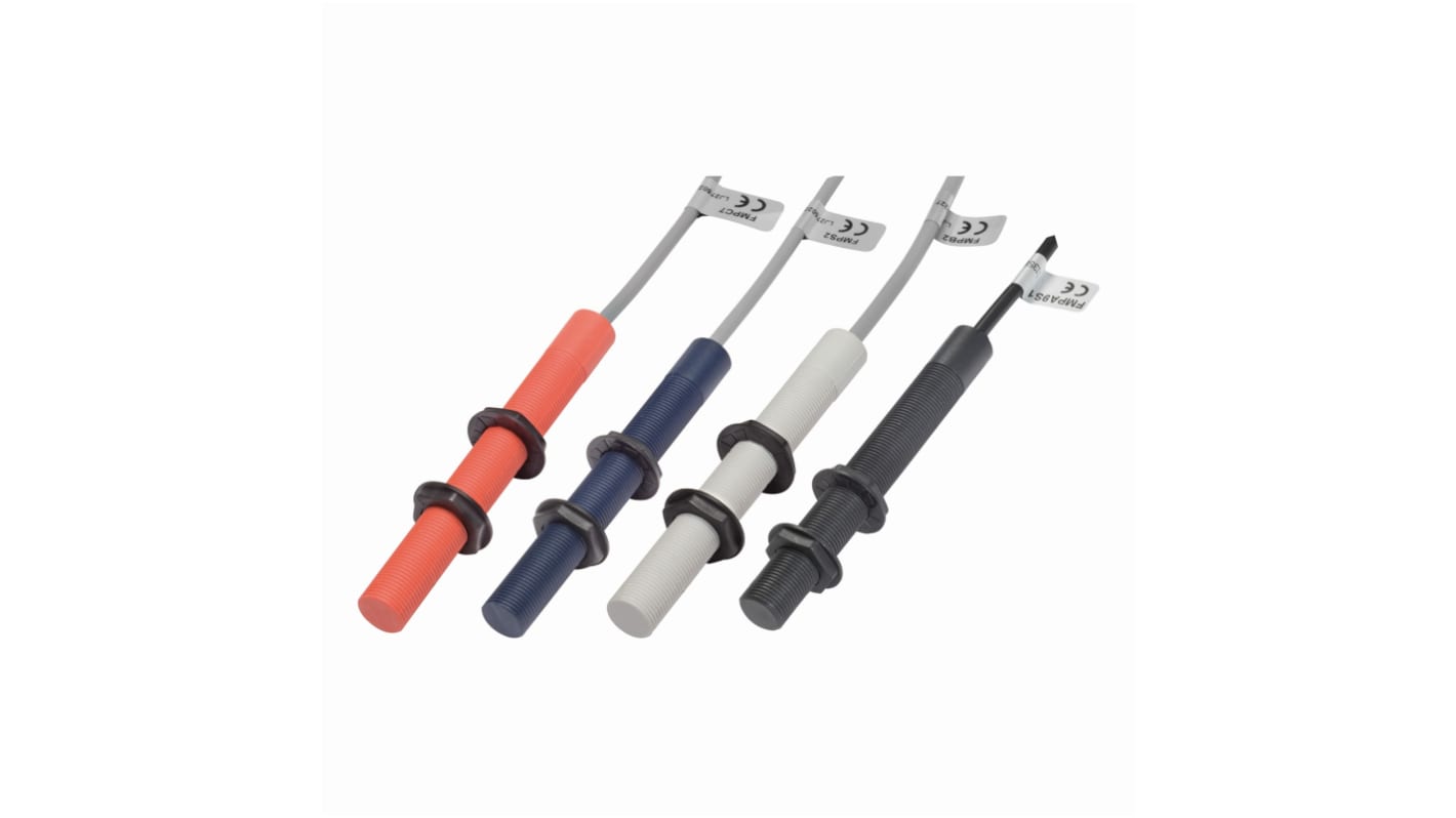 Sensore di prossimità magnetico Carlo Gavazzi FMPS1, con contenitore M12 in plastica, grado di protezione IP67, montaggio su supporti ferromagnetici.