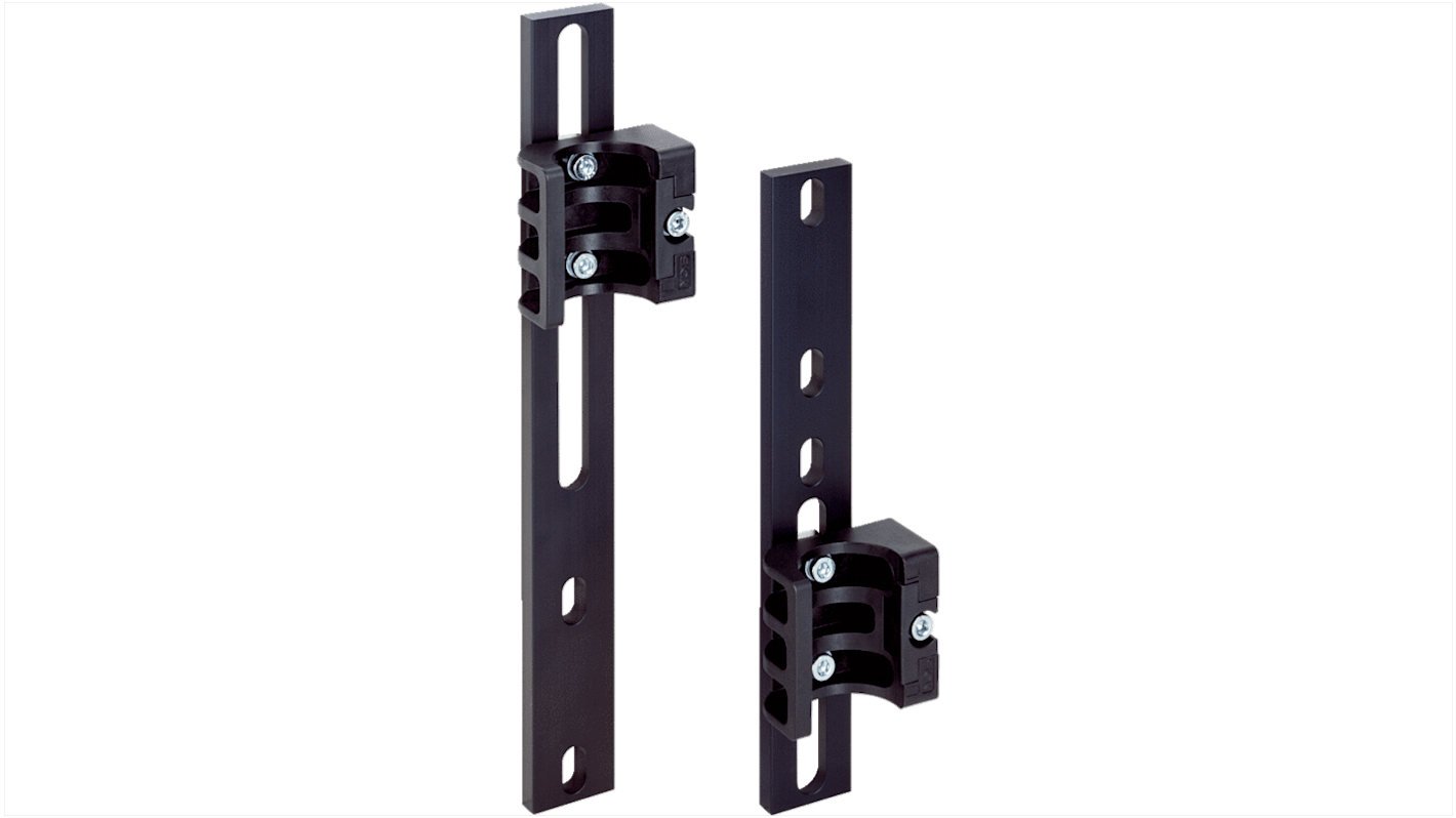 Staffa di allineamento Sick BEF-1SHABU004 in alluminio per montaggio a pannello, compatibile con sensori e staffe girevoli.