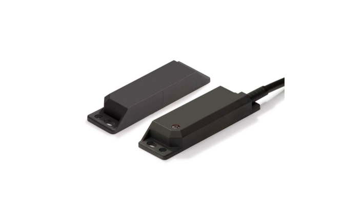 Interruttore di sicurezza senza contatto Omron F3S-TGR-NLPC-21-05, 24V cc, grado di protezione IP69K, dimensioni 88x25x13 mm.